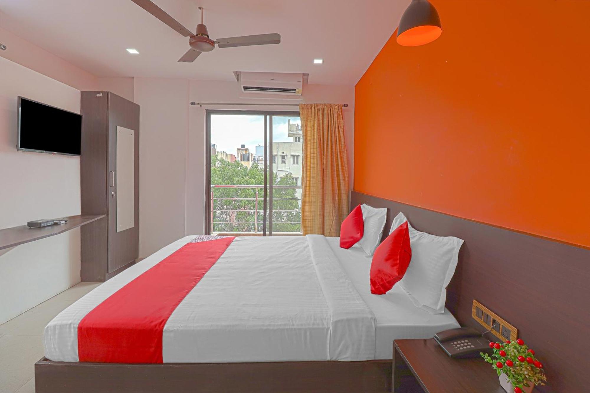 Super Hotel O Blooms Residency Near Baiyappanahalli Metro Station Bangalore Luaran gambar